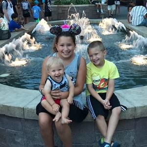 Meet your Posher, Leigh ann